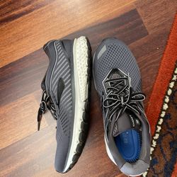 Brooks Ghost 12 Running Shoes