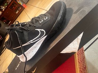 Nike kyrie flytrap iv shoes