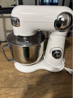 Cuisinart Mixer