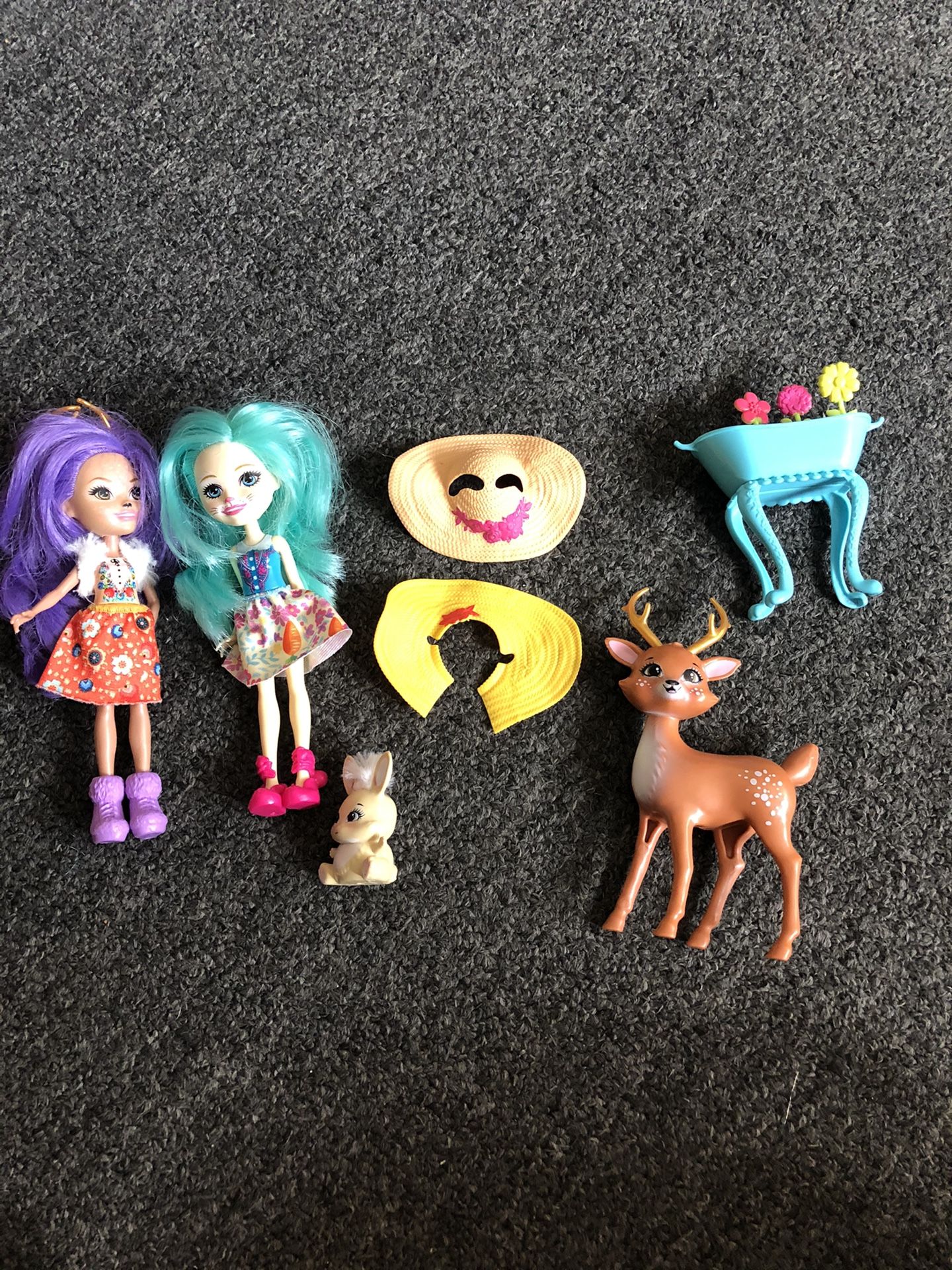 Enchantimals bunny and deer dolls