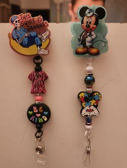 Badge reels