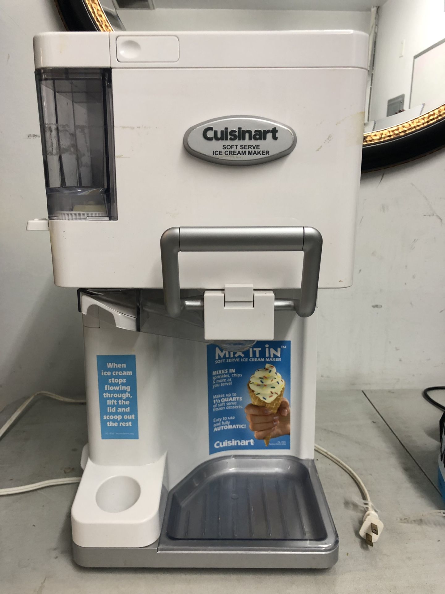 Cuisinart ICE45 Mix It In Soft Serve 11/2Quart Ice Cream Maker