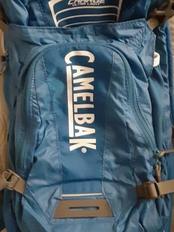 Camelbak Charge Hydration 100 Fl. Oz.. Backpack****