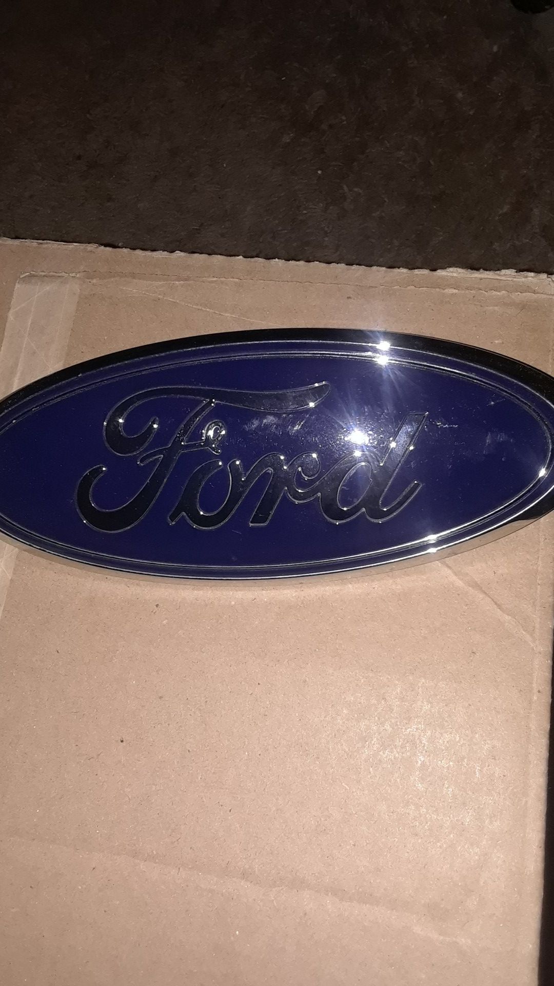 Ford emblem all different sizes. 9 by 3 1/2