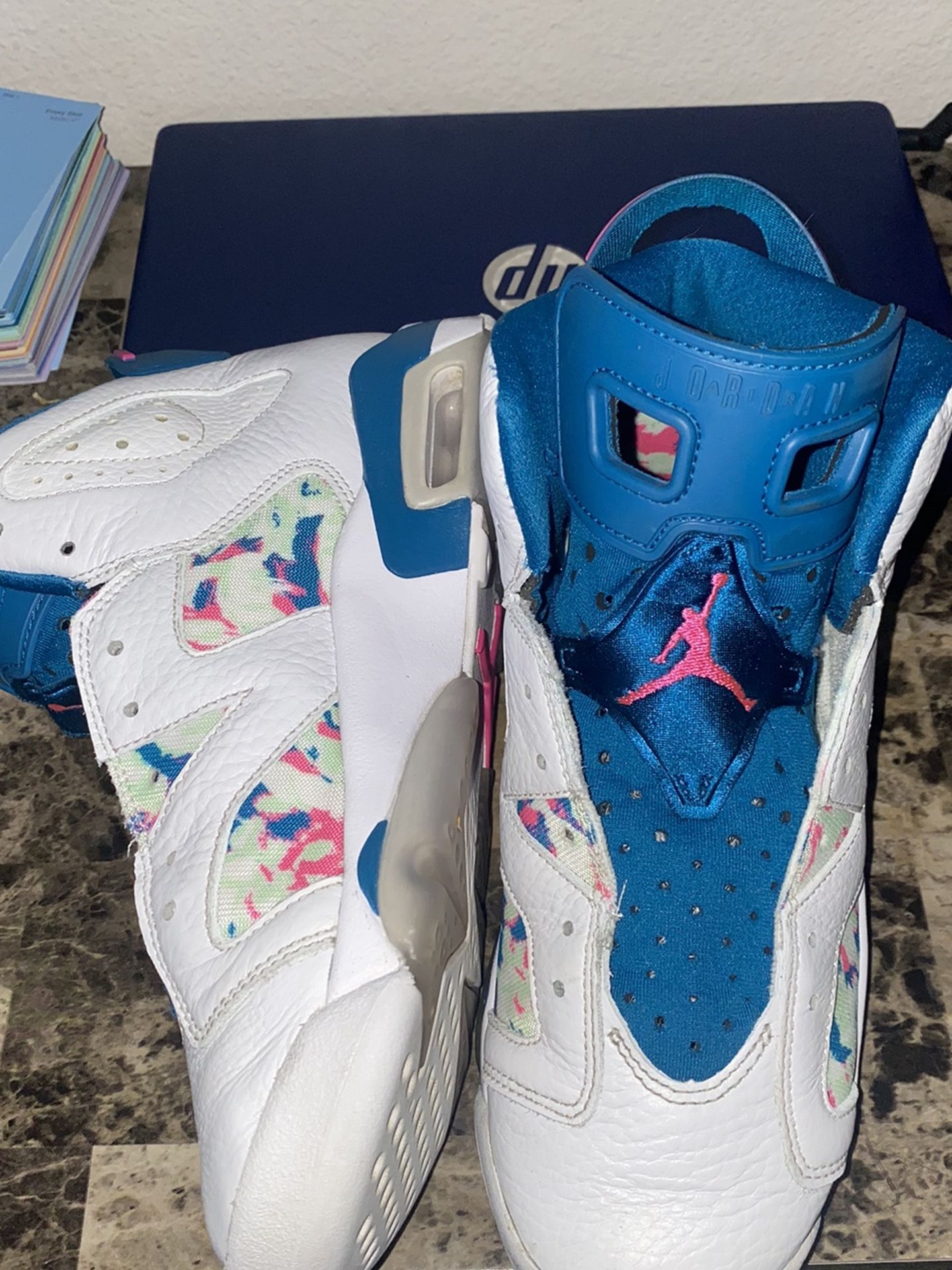Jordan 6 Retro