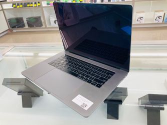 MacBook Pro 2018 16gb ram 512gb ssd
