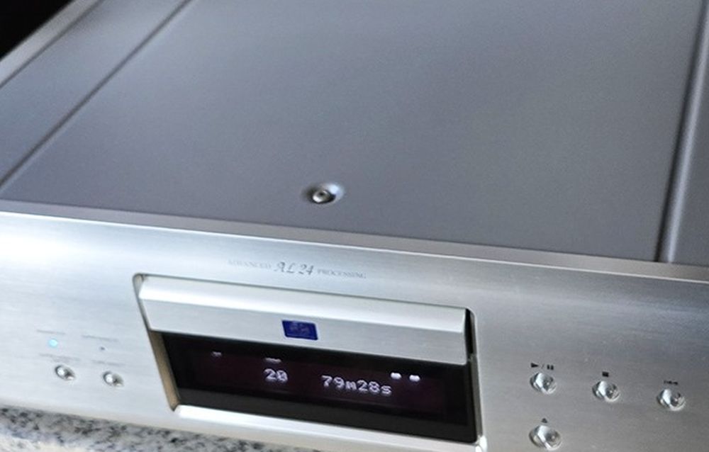 DENON DCD-1650AE SACD Super Audio CD Player