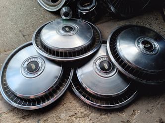 15" Ford Truck Or Van Hubcap Set 