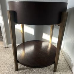 Round Wood Side / End Table