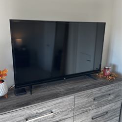 50 inch LG TV