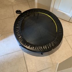 Gold's gym discount circuit trainer trampoline