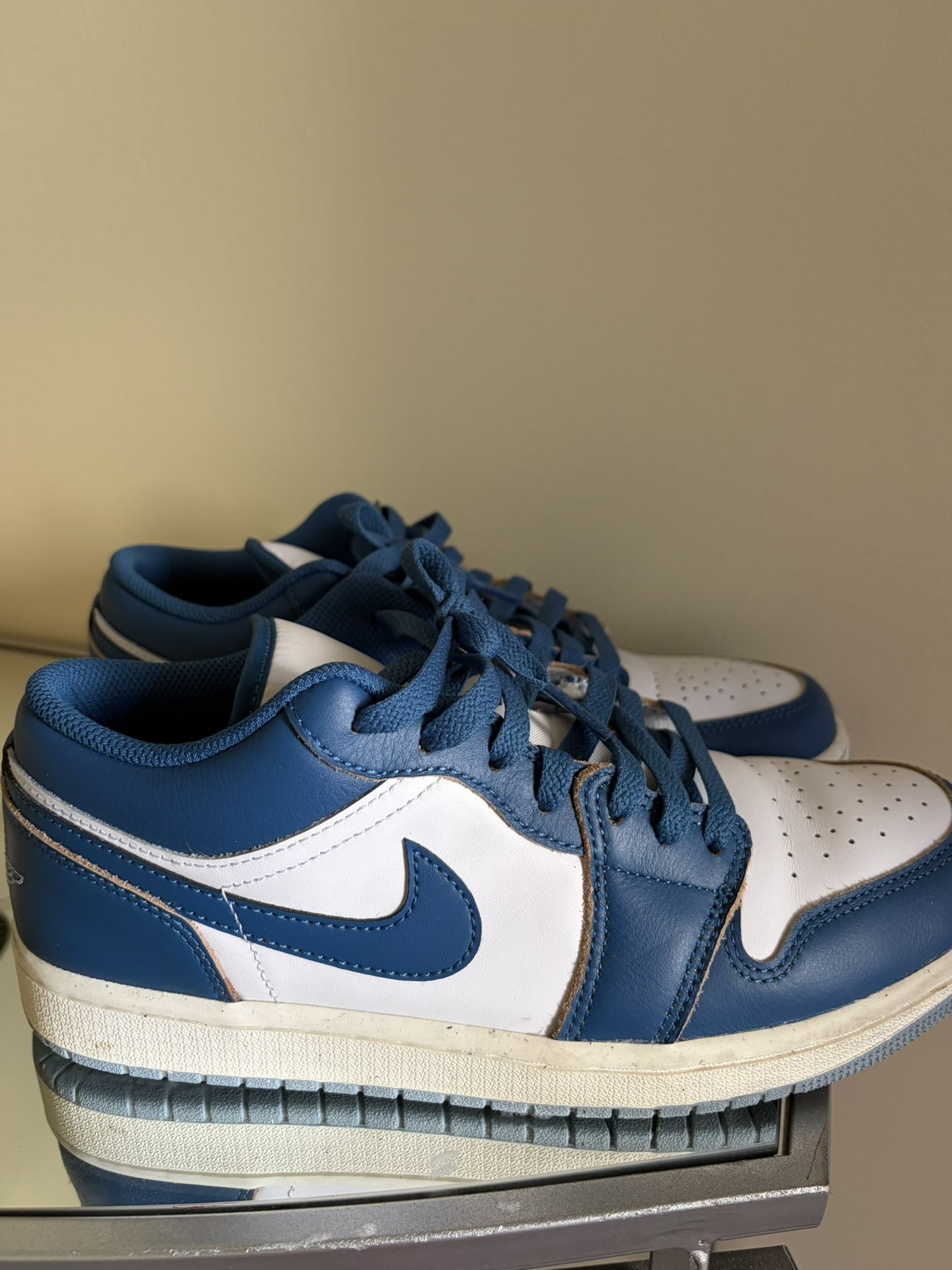 nike air jordan low retro blue