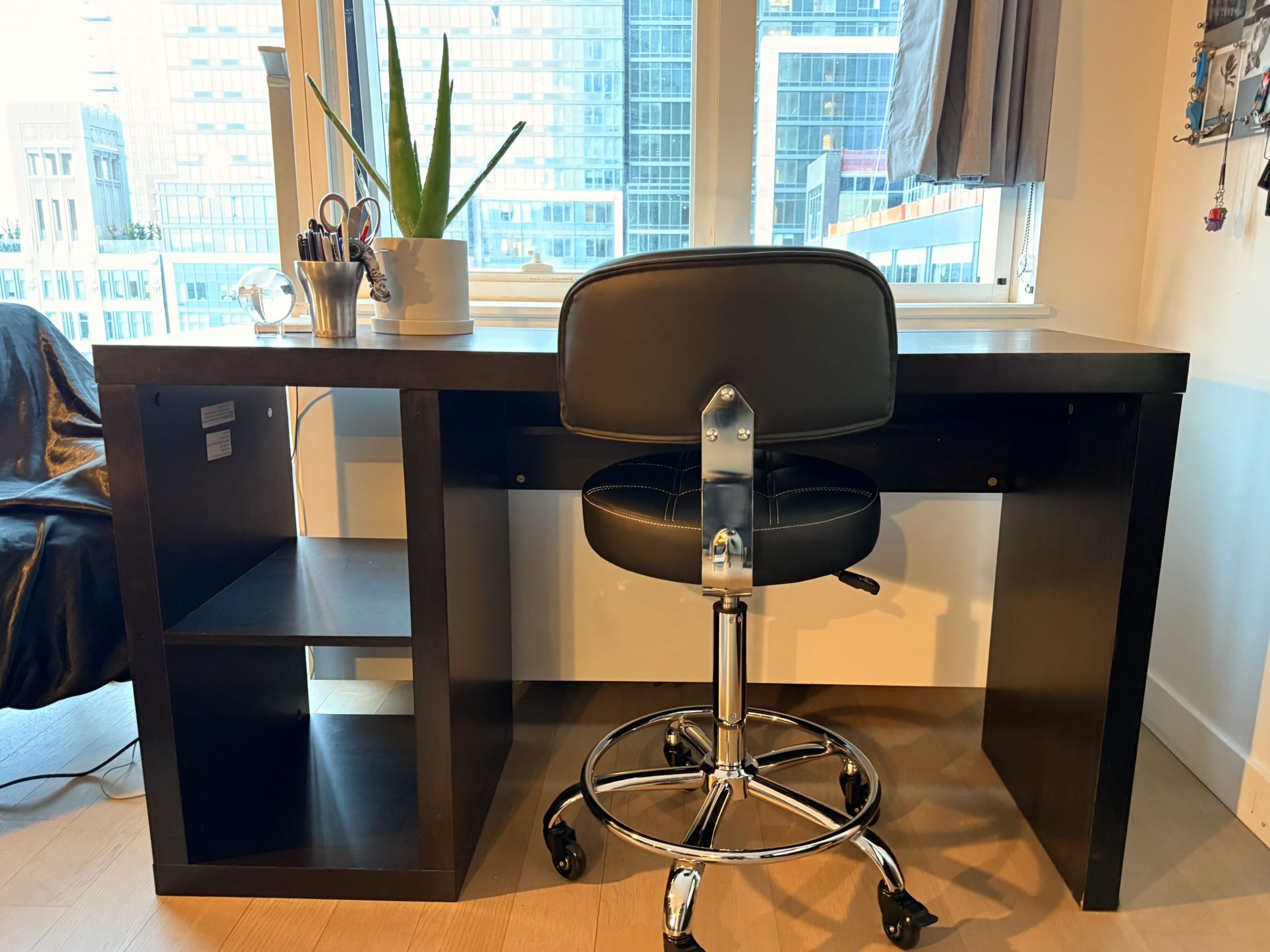 Expresso brown/black Desk with Shelf