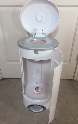 Munchkin Diaper Pail