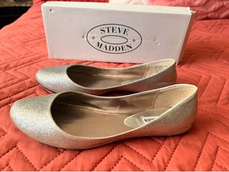 Flat shoes