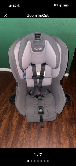Nuna Rava car seat