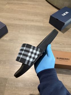 Burberry slides