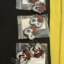 Halloween 🎃 Earrings $3ea 