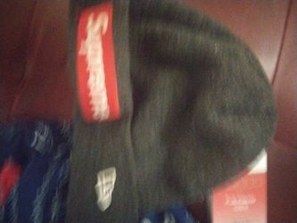 Supreme World Famous New Era