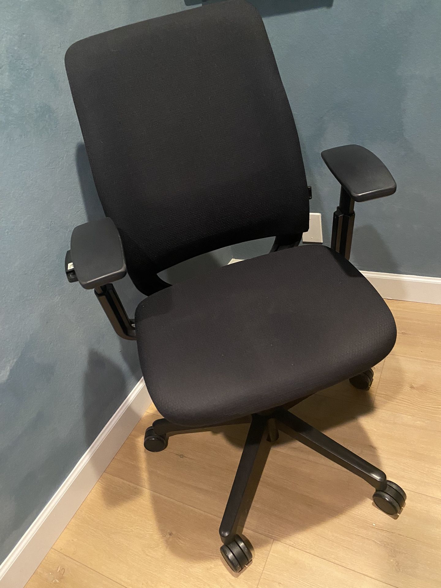 Steelcase Leap V2 Black Office Desk Chair