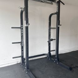 VALOR FITNESS 3X3 HALF RACK W/ MULTI GRIP PULLUP BAR AND PLATE STORAGE