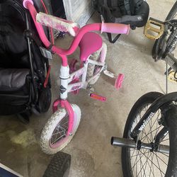 Small Girls Bike With Training Wheels 