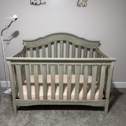 Delta Baby Crib with Mattress