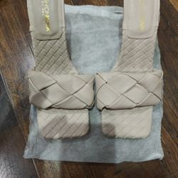 Fashion Nova Los Angeles Size 10 Slippers High heels 