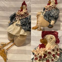 Nice 4th Of July Decoration Cracker Barrel with tag never used adorable Farmhouse cloth rooster shelf sitter $20 (reduced from $30) (Mesa Higley/US60)