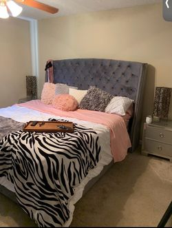 Kind size bed frame