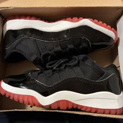 Jordan 11 lows size 12c