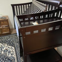 Bed & Crib 