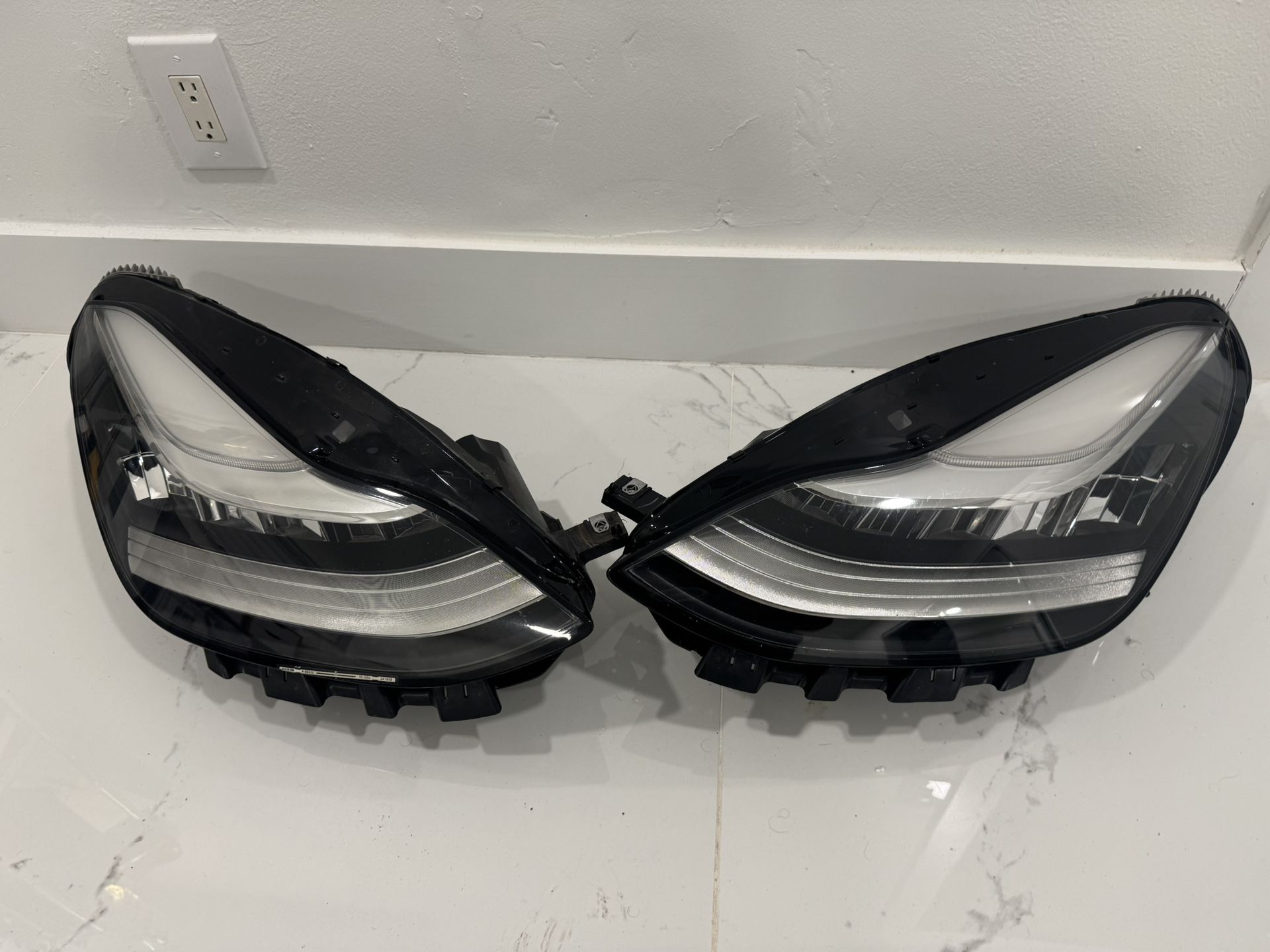 Tesla Model Y Headlights Headlamps
