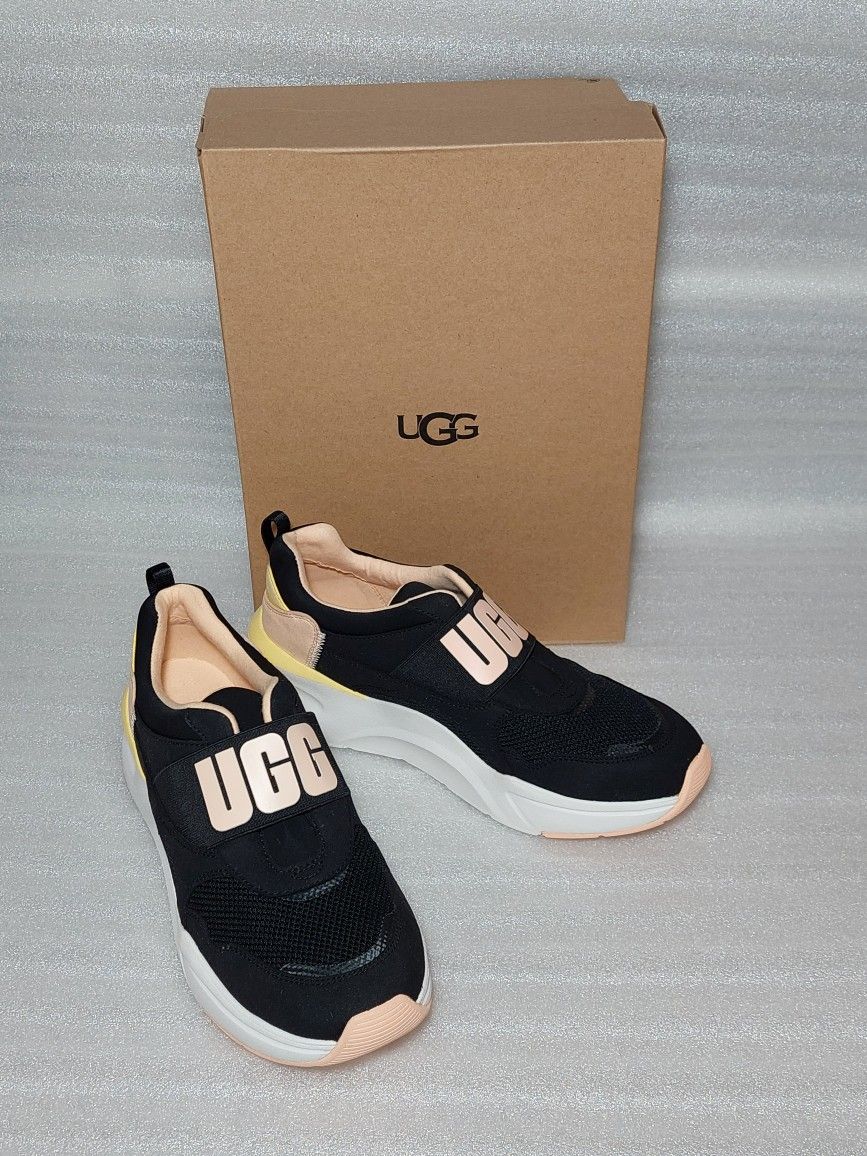 UGG Sneakers Slip Ons. Black. Size 9 Women's Shoes. New. Authentic 