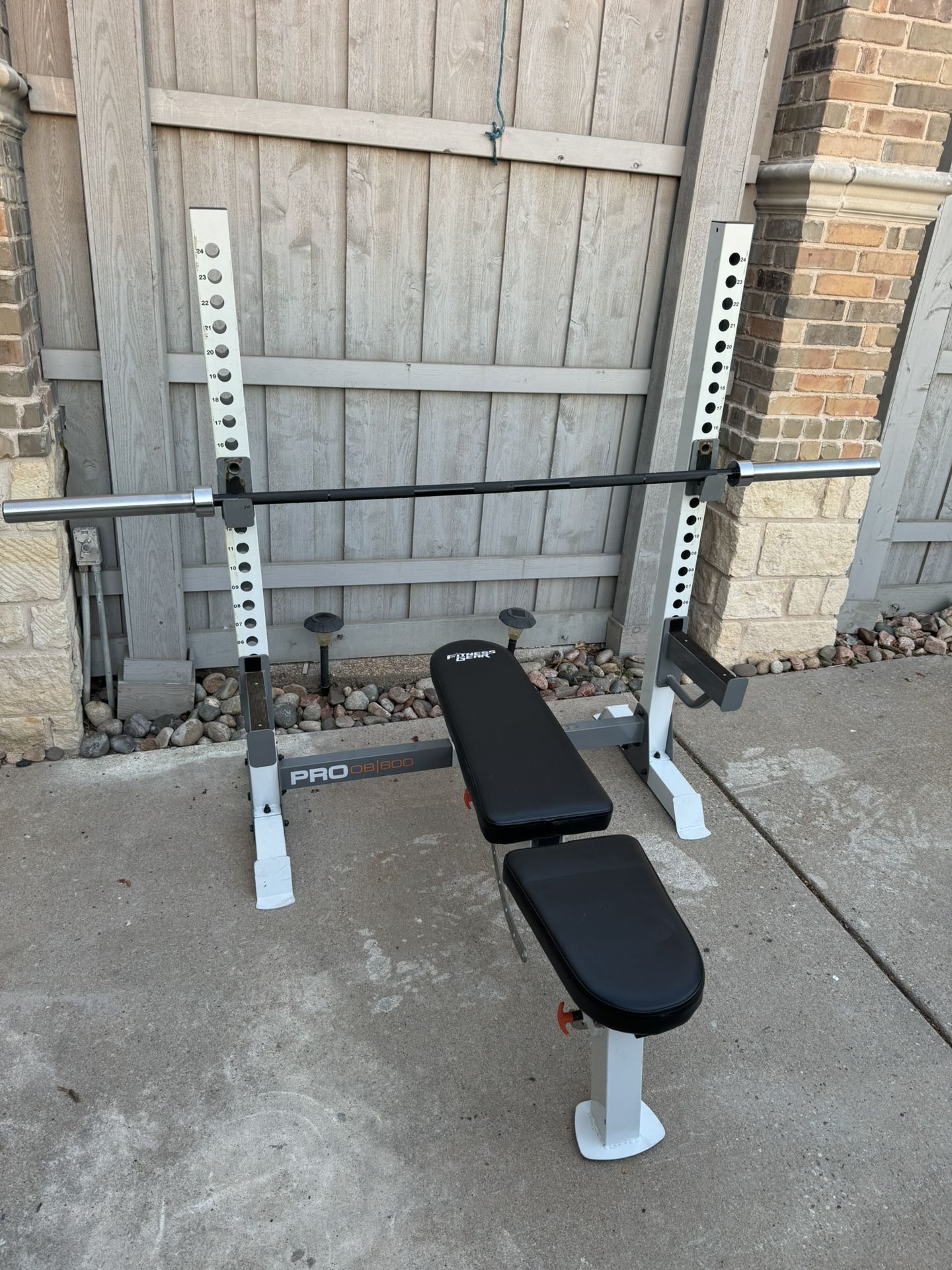Rack,Bench,Bar,& Weights
