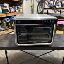 Ninja Air Fryer / Oven