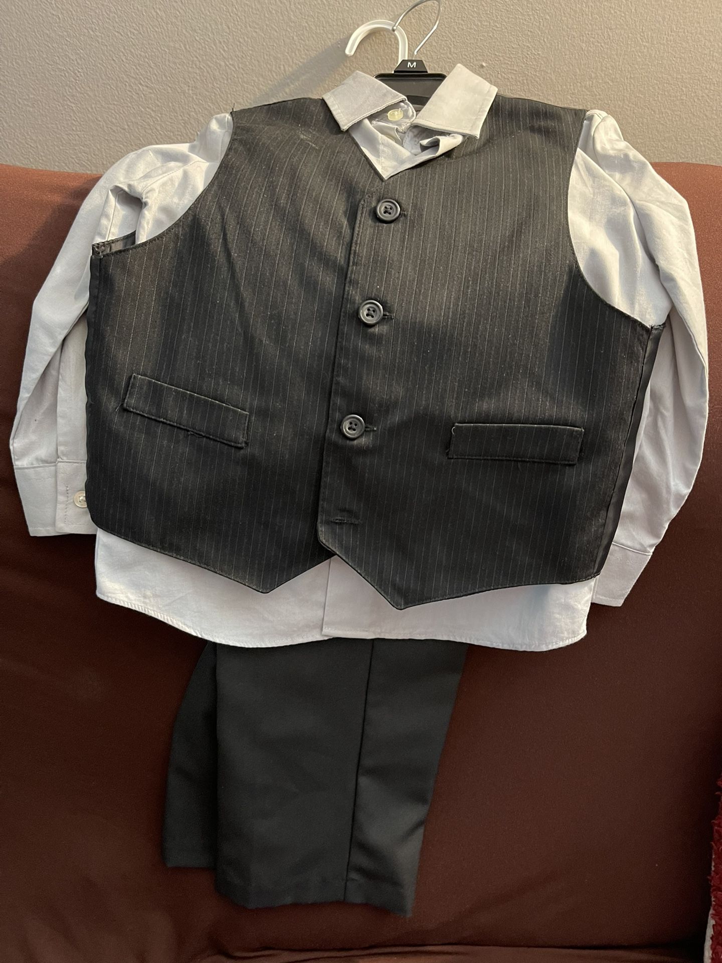 Boys Suite Six 6