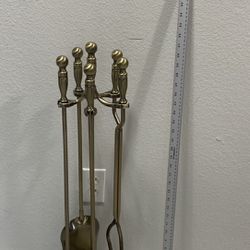 Vintage Brass Fireplace Tool  Set With Stand Tongs Shovel Poker Broom Brush (5) total Items