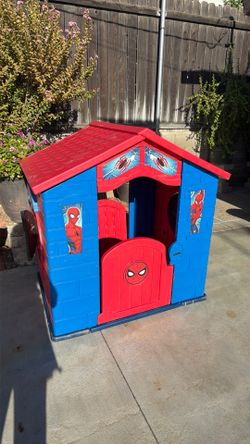 Spiderman outdoor Playhouse