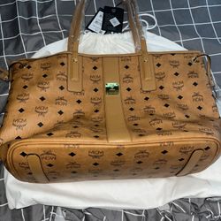 MCM Never full Bag Medium New
