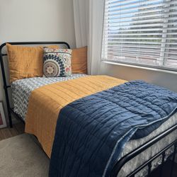 Twin Bed Frame And Mattress 