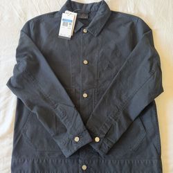 FS: Nike Air Jordan Essentials Jacket (HF9317-010)