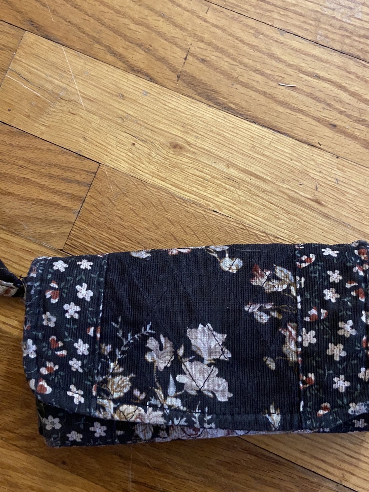 Ladies’ Cloth Wallet/Pocketbook