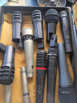 Microphone lot