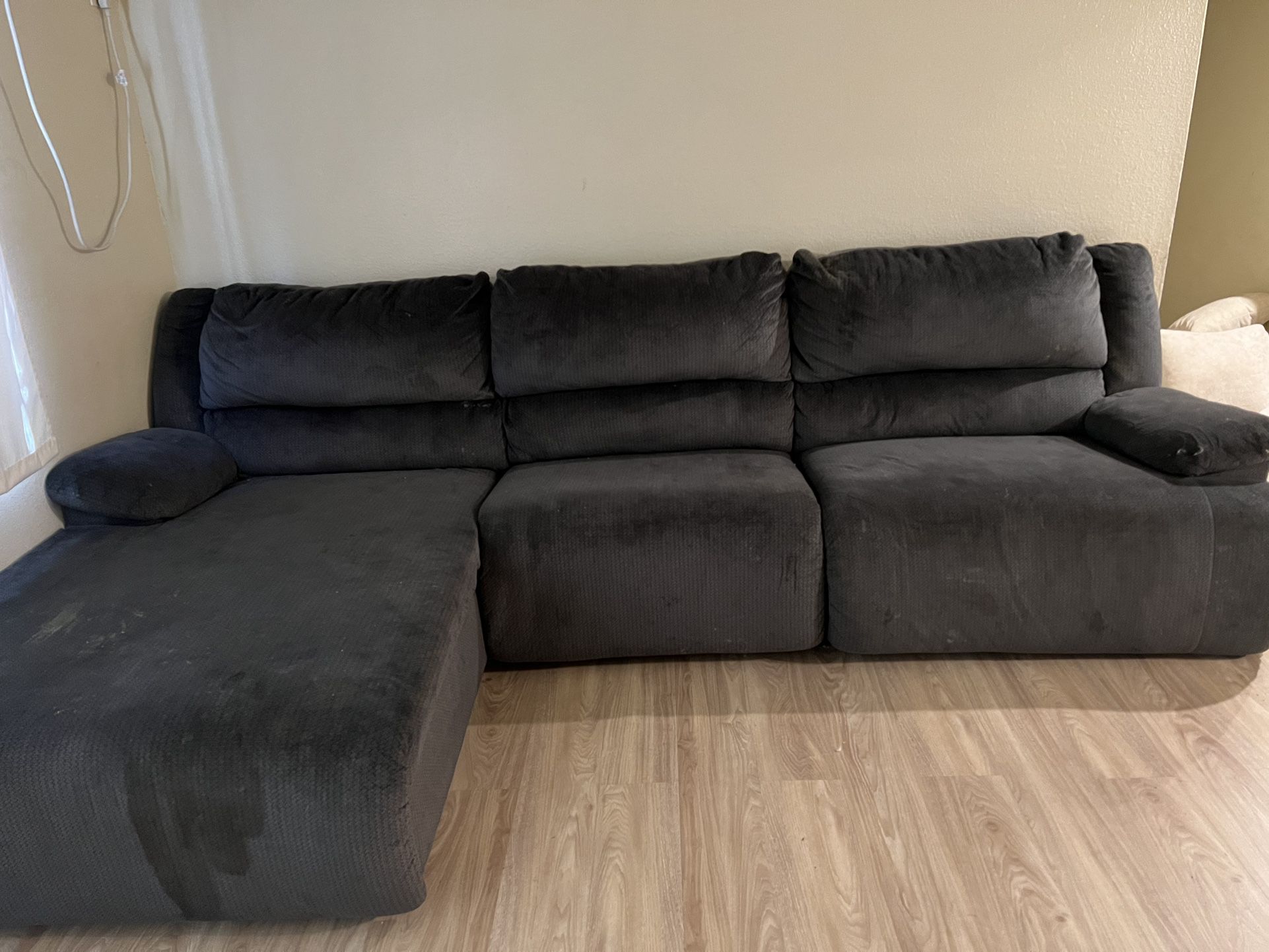 Grey Sectional With Chaise And Recliner