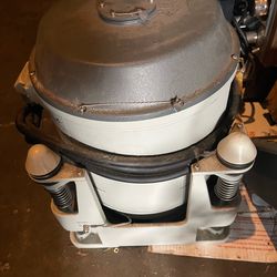 FREE - Sperry gyrocompass 37vt & kvh tractphone v7 dome