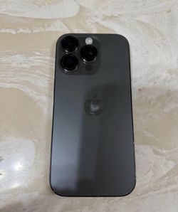 Vendo iPhone 16 pro SALE!!!