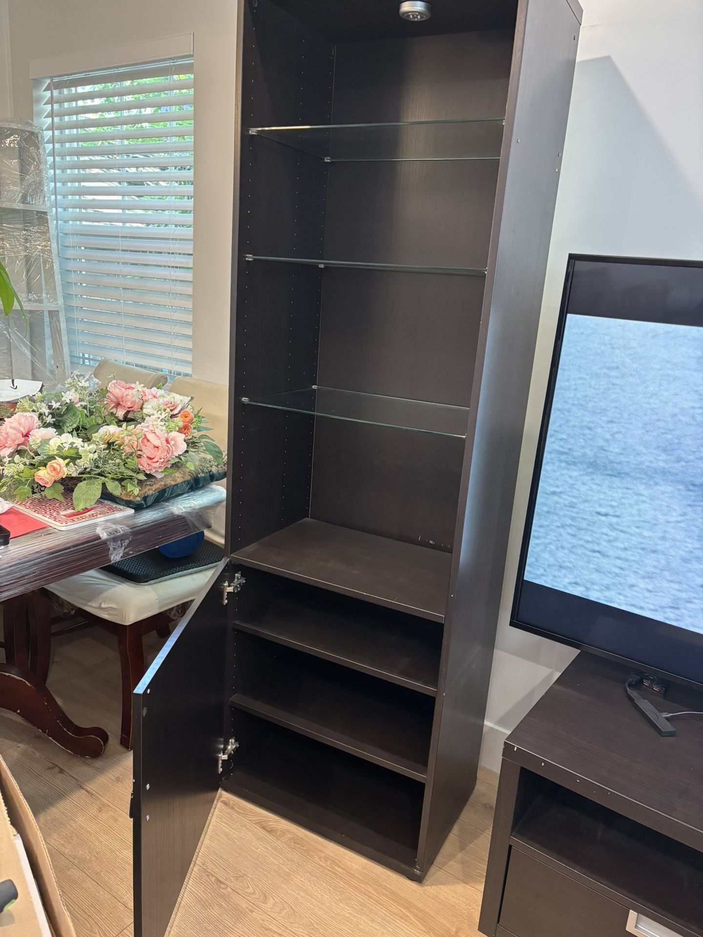 Black Shelf