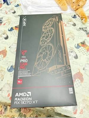 Radeon™ RX 9070 XT