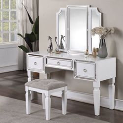 Vanity Set W/ Stool